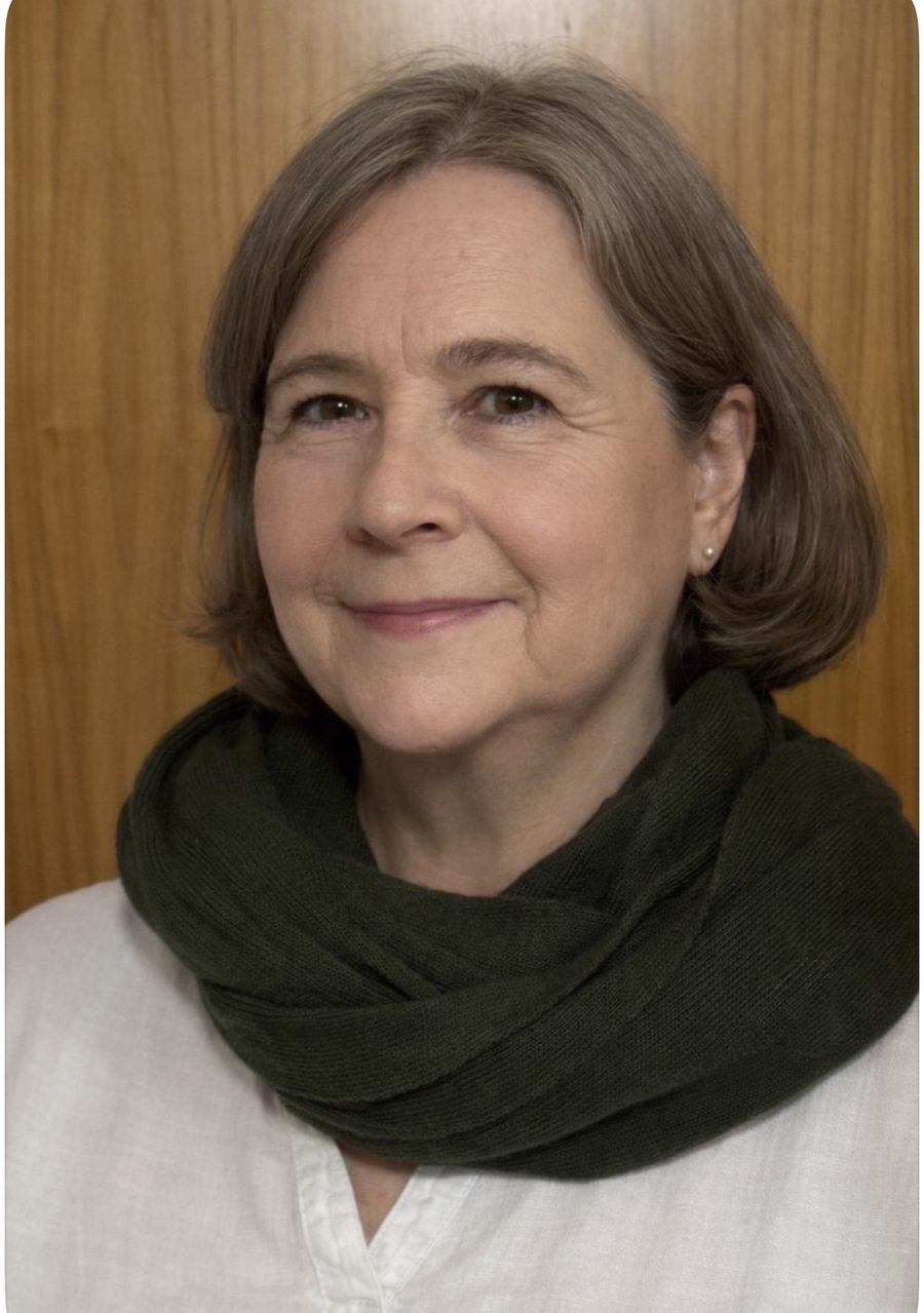 Dr. Romana Papek